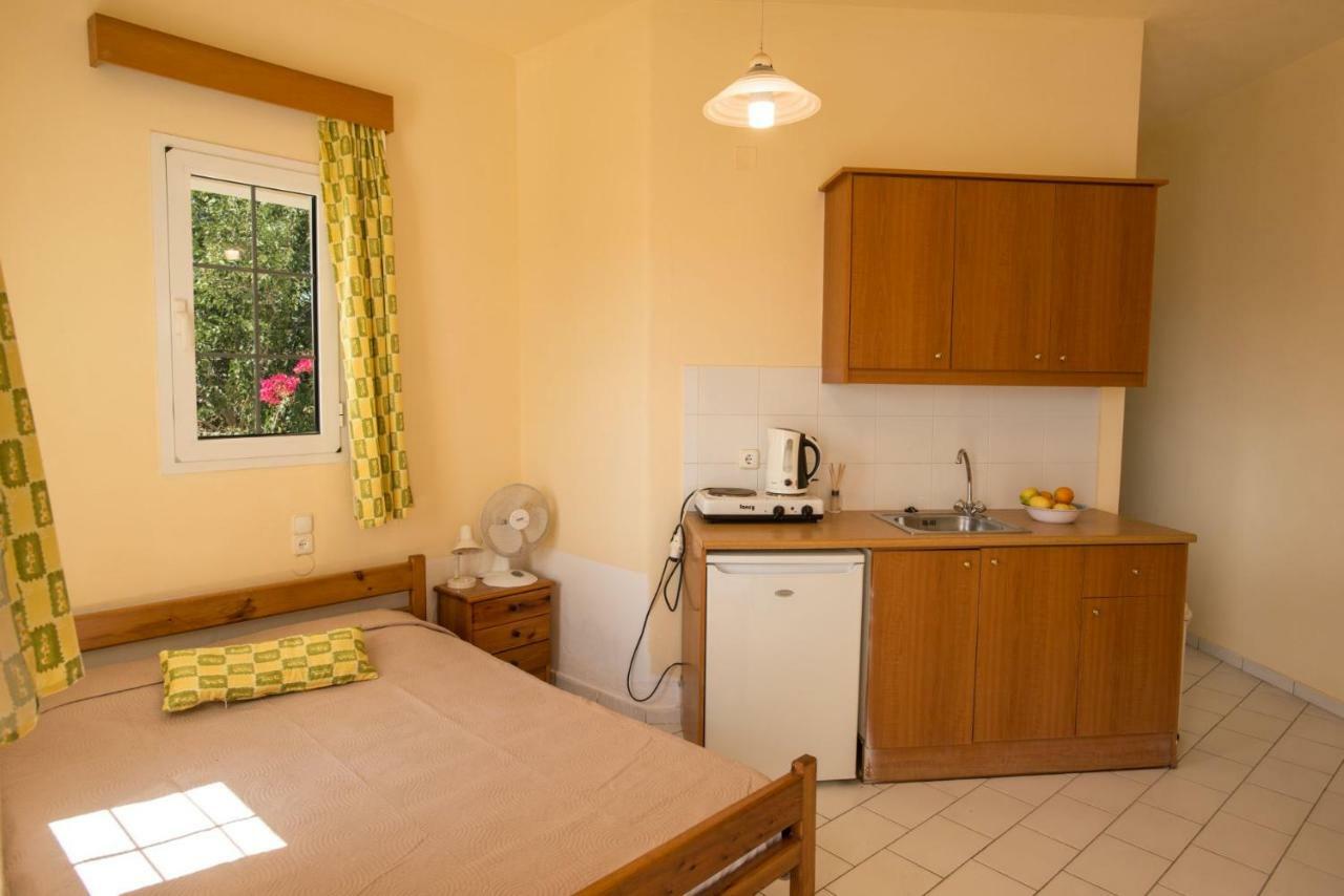 פיטסידיה Kazakis Nikos Rooms מראה חיצוני תמונה