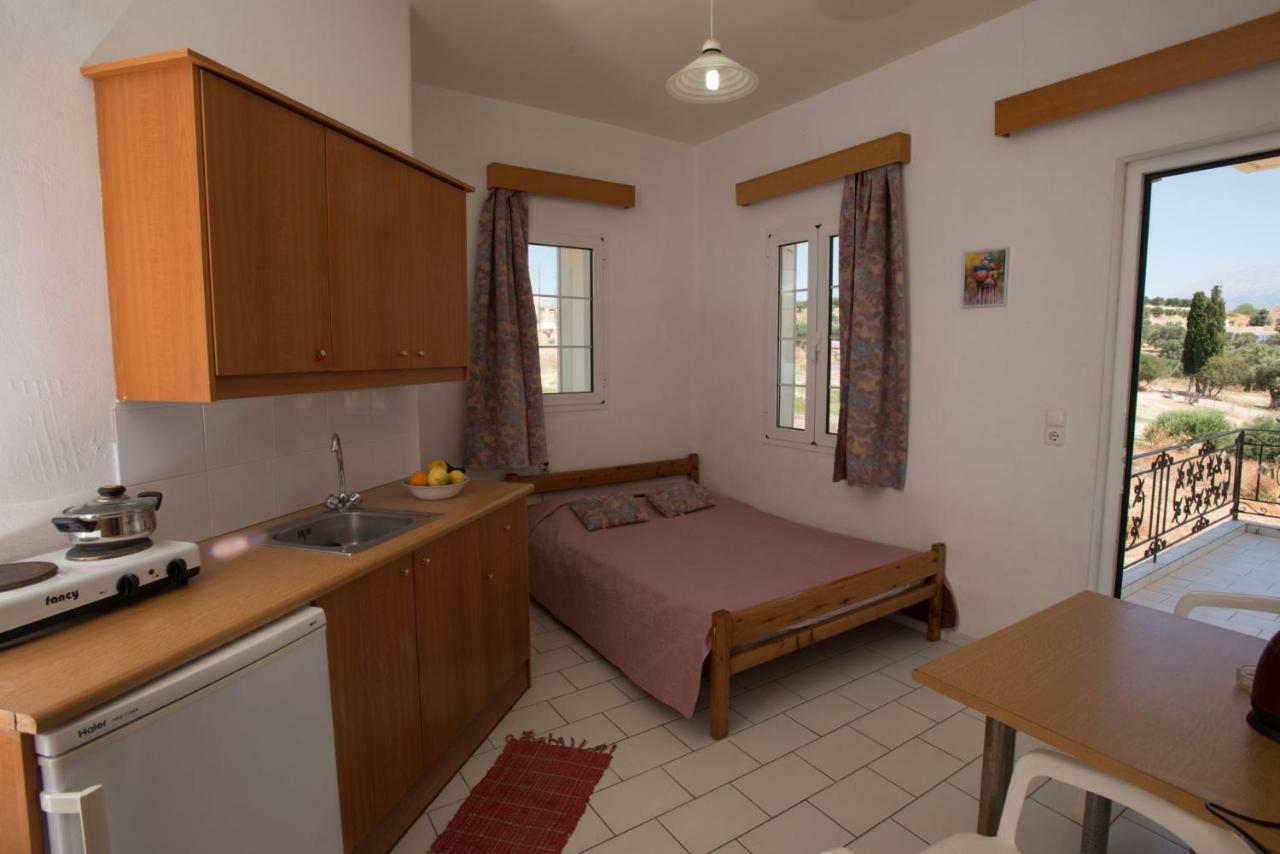 פיטסידיה Kazakis Nikos Rooms מראה חיצוני תמונה